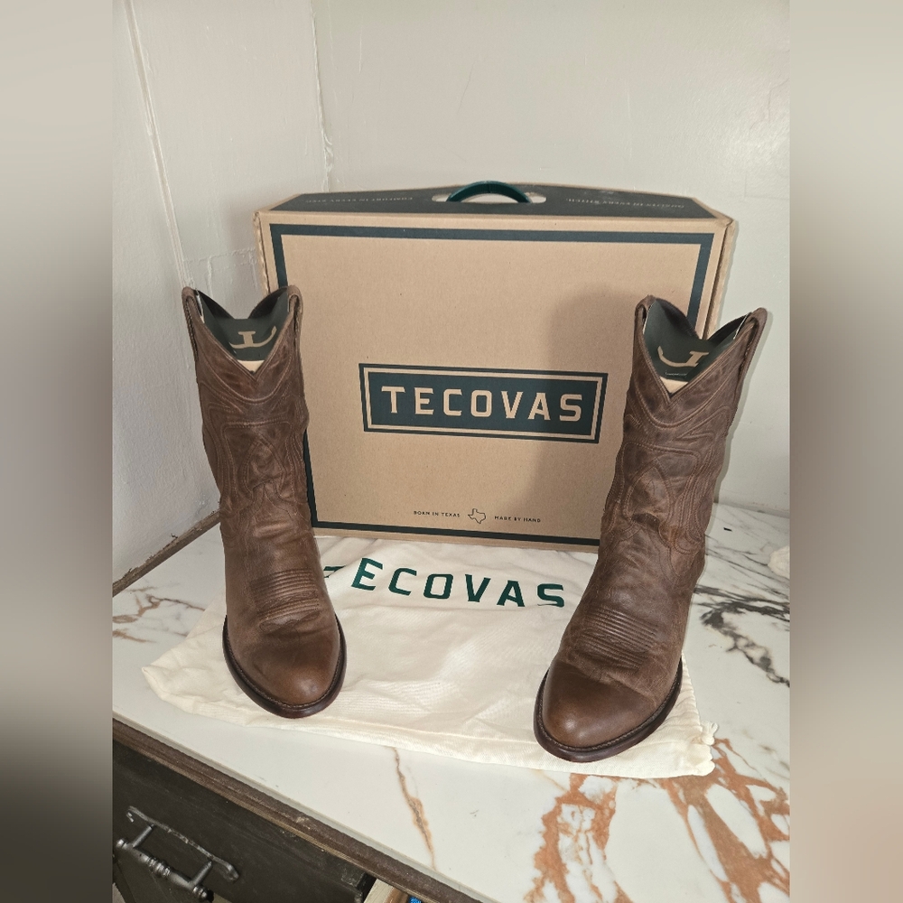 Tecovas Cartwright Mens Boots , Size 10 D, rtlrs. For $375.00 , Asking $199.00